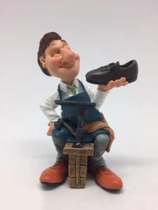 CARICATURE (30) miniature resin 16cm crafts sports hobby shoemaker - Picture 1 of 1