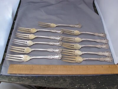 JUEGO DE 11 TENEDORES DE PASTELERÍA grandes International Sterling REVERE (1898) - dientes dorados Foto 1 de 4