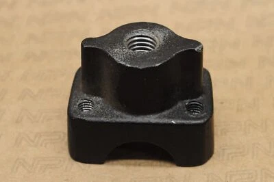 Abrazadera inferior del manillar Husqvarna CR125 CR250 CR360 CR390 WR250 NUEVO OEM Foto 1 de 4