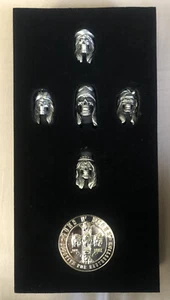 Anillos de calavera Guns N Roses bloqueados N cargados, moneda sin usar apetito por destrucción - Imagen 1 de 15
