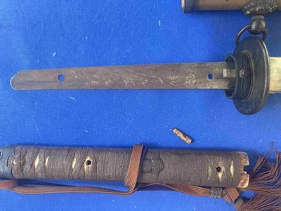 ESPADA Y BORLA SAMURAI JAPONESA DESEMBARCO NAVAL TIPO 44 FIRMADA POR MASANORI Foto 1 de 4