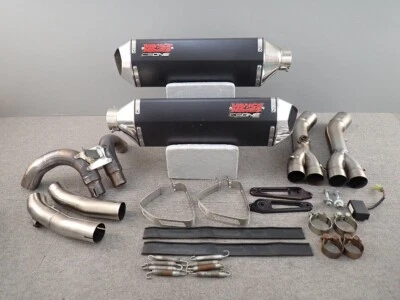 YAMAHA V-MAX 1700 09-17 VANCE&HINES SUS Slip-on Muffler - Изображение 1 из 4