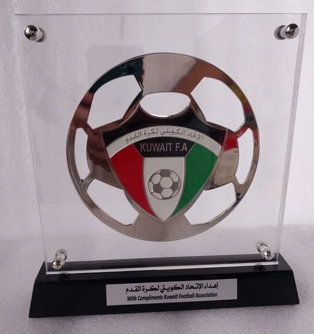 RARE Official Kuwait Kuwaiti Plaque emblem Football Soccer Federation F.A badge Cover