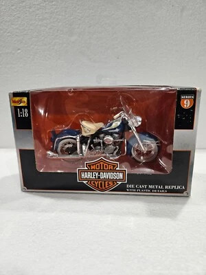 MAISTO 1/18 - Serie 9 motocicleta Harley-Davidson 1962 FLH Duo-Glide - azul/blanco Foto 1 de 4