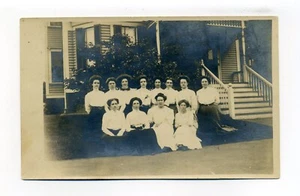 Auburn, Cranston RI, foto de grupo mujeres jóvenes, A.T.O. Postal RPPC para niñas - Imagen 1 de 2