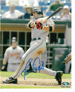Baltimore Orioles Javy Lopez autographed 8 x 10 photo w/COA