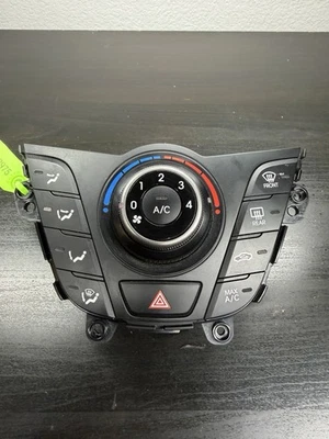 2012-2017 Hyundai Veloster AC Heater Temperature Climate Control 97250-2V0104X - Image 1 of 4