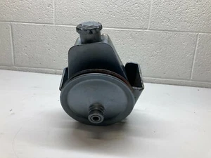 L4  Yamaha 4.3L Power steering pump with Pulley and Bracket YSC-10070-00-0C - Picture 1 of 4