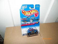 1 1999 HOTWHEELS VOLKSWAGEN BEETLE BAJA BUG IN BLUE, BUGGIN OUT # 4/4