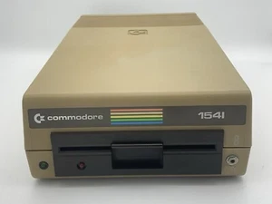 Commodore VC-1541 Disketten Laufwerk für 5,25" Floppy Disc Drive - JiffyDOS - Bild 1 von 8