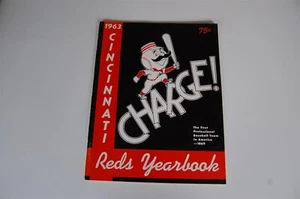 Anuario de béisbol 1963 de los Rojos de Cincinnati - Imagen 1 de 3