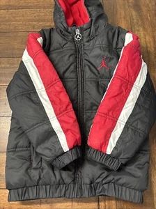 Air Jordan Nike Boys Black Hooded Puffer Jacket Coat Zip Up size Small Up To 6 - Picture 1 of 5