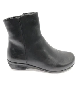 Walking Cradles Women’s Elsie, Black Zip Ankle Boot, Size 6M - Picture 1 of 7