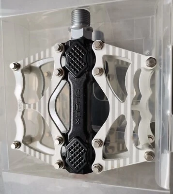 NOVO XPEDO KMX02 CRMO PEDAIS DE EIXO BICICLETA URBANA MTB BICICLETA DE TURISMO UM PAR BRANCO - Imagem 1 de 4