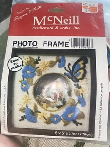 Vtg 1979 MCNEILL KIT #1506 Morning Glories Photo FRAME EMBROIDERY 5"X5" SEALED - Picture 1 of 6