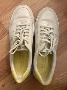 Cole Haan Grand Sneaker Women Sz 8.5 MSRP: $245 - Picture 1 of 4