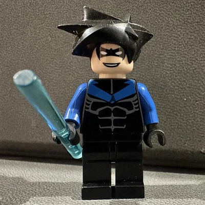 LEGO: Arkham Asylum (7785) Nightwing Minifigure 2006 Rare Batman Figure - Image 1 of 4