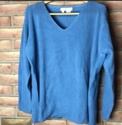Saks Fifth Avenue Women’s Pullover Sweater Size Large Blue 100% Cotton V-neck - Image 1 of 4