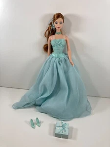 Barbie Birthday Wishes hellblaues Kleid rothaarig B9787 Mattel 2003 - Bild 1 von 12