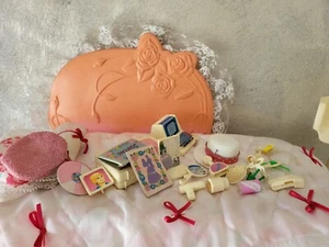 Barbie 80s Accessories And Bed - Picture 1 of 12