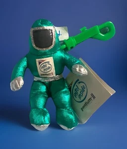 NEW w/TAG Intel MoonMan Green (Bunny People) KEYCHAIN 1997 RARE nasa FREE SHIP - Picture 1 of 4