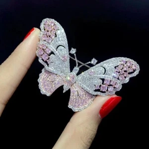 Spilla Farfalla Spilla Farfalla 2,00 Ct Taglio Rotondo Lab Creata Zaffiro Placcato Oro Bianco 14K - Foto 1 di 9