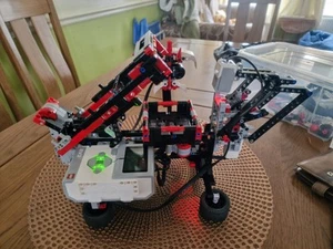 LEGO Mindstorms EV3 - Picture 1 of 2