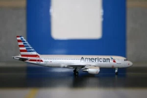 Aeroclassics 1:400 American Airlines Airbus A320-200 N118US Die-Cast Model Plane - Picture 1 of 7