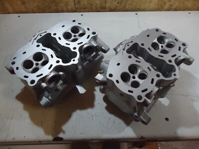 Honda VFR750F Cylinder Heads VFR750 Engine Heads Vapour Blasting Services - Image 1 of 4