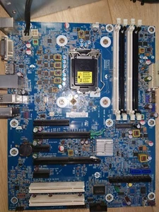 HP Z220 Workstation Motherboard, PSU And COOLER 655840-001, LGA 1155/Socket H2 - Picture 1 of 5