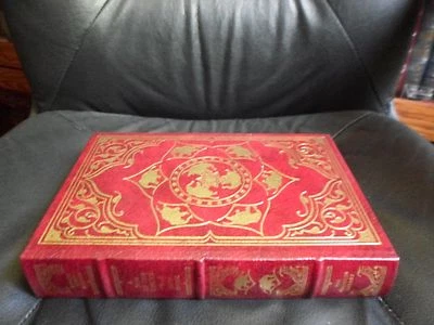 JOHN IRVING SIGNED - A SON OF THE CIRCUS - FRANKLIN LIBRARY LEATHER LIKE EASTON - Image 1 of 4