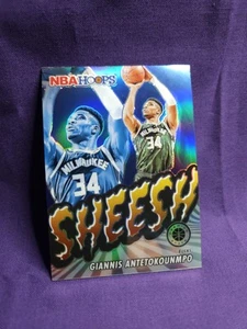2023-24 Panini Nba Hoops Premium Stock - Sheesh Giannis Antetokounmpo #11 Argento - Foto 1 di 3