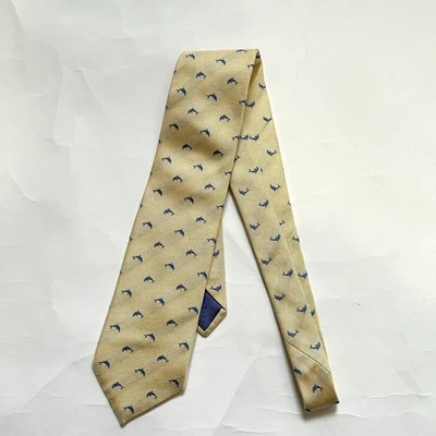 Gravata de pescoço Tino Cosma luxo bordada azul amarela golfinhos 100% seda feita na Itália - Imagem 1 de 4