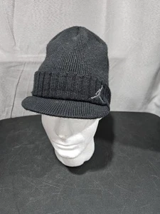 Air Jordan schwarz Strick Bündchen Beanie Mütze mit Schirm Wintermütze grau Jumpman Logo - Bild 1 von 5
