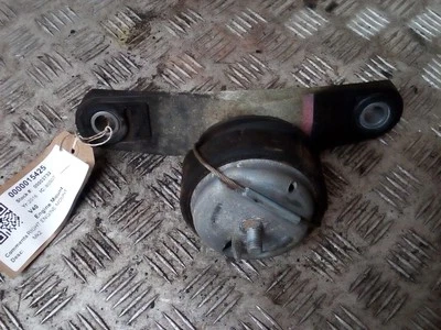 VOLVO V40 MK3 2012 - 2020 RIGHT ENGINE MOUNT 31359635 - Image 1 of 4