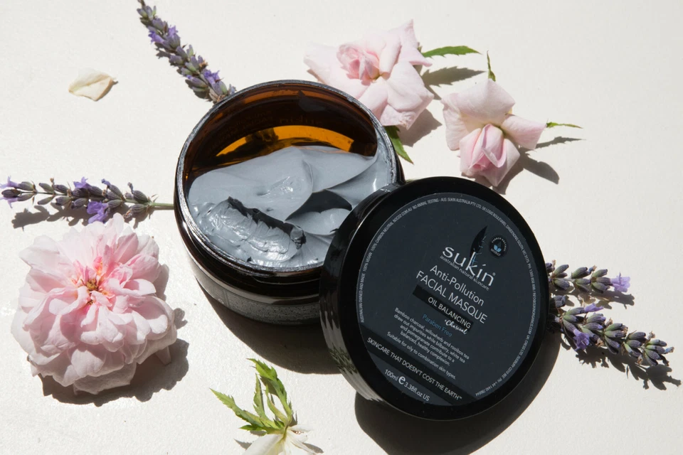 Oil Balancing Charcoal Blackhead Remover Facial Mask Sukin Anti Pollution 100ml - Image 1 of 4