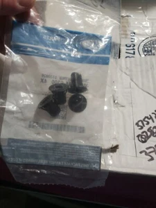 Lincoln FORD OEM MKX Exterior-Lift Gate-Reflector Panel Retainer W718155S300 X4 - Picture 1 of 2