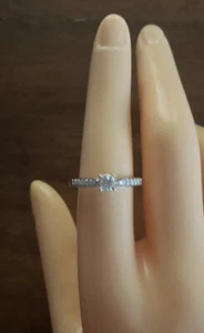 9ct White Gold 0.25ct Diamond Solitare Ring, UK Size O 1/2 - Picture 1 of 5