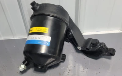 Carcaça de filtro de óleo Mercedes-Benz 352 180 42 10 OM352 diesel Unimog FLU419 VER - Imagem 1 de 4