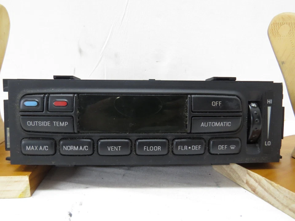 02-04 Ford F-150 Digital Temperature EATC Heater AC Climate Control 2L3H19C933AA - Image 1 of 4