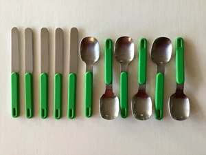 Vintage Retro Green Handle Hanging Cutlery 6 Spoons 5 Knives - Picture 1 of 4