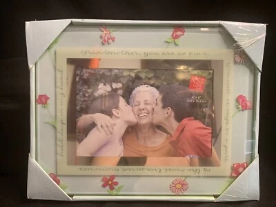Russ “Grandmother” Glass Photo Frame for 4”x6” - BRAND NEW, Factory Sealed! - Image 1 of 4