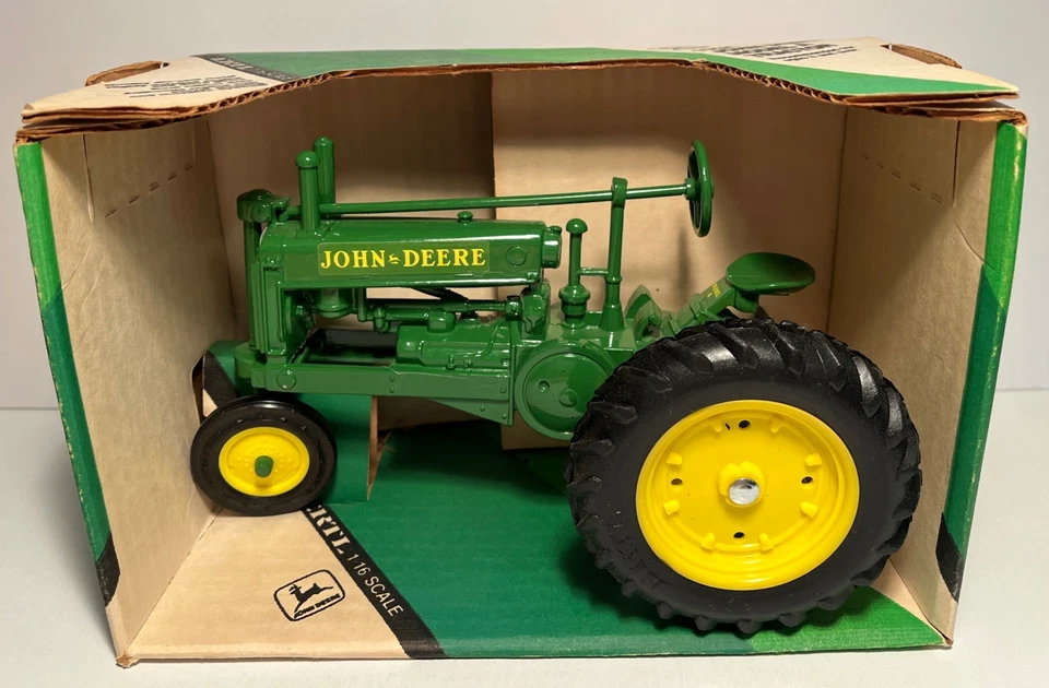 ERTL, 1934 John Deere, Trator Modelo A, #539DO, Escala 1:16, Diecast, Novo Na Caixa (B216) - Imagem 1 de 4