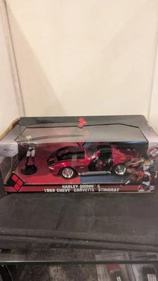 Jada Toys HARLEY QUINN & 1969 CHEVY CORVETTE STINGRAY 1:24 Scale Diecast Vehicle - Image 1 of 4
