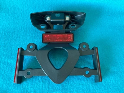 2017 BMW R9T License Plate Holder Scrambler RnineT with reflectors and fasteners Foto 1 de 2