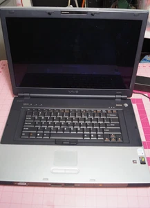 Sony Vaio VGN-BX670P PCG-9X1L Intel Centrino Duo 1GB Ram ATI Graphics Dry Batt - Picture 1 of 18