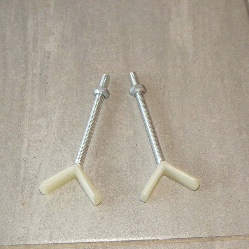 2 X Hauck Y Spindel Halter Treppengitter Treppengeländer Befestigung 12cm !!! - Bild 1 von 1