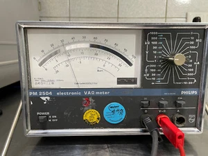 Multimetr Phillips/Fluke PM 2504 - Zdjęcie 1 z 23