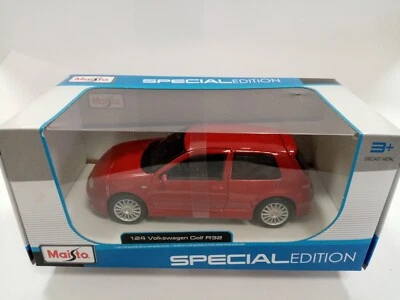Volkswagen VW Golf R32 2002 Red 1:24 MODELLINO MAISTO - Immagine 1 di 4