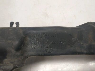 2011-2012 Ram 2500-5500 RESERVOIR. Windshield Washer 05182304AG Foto 1 de 4